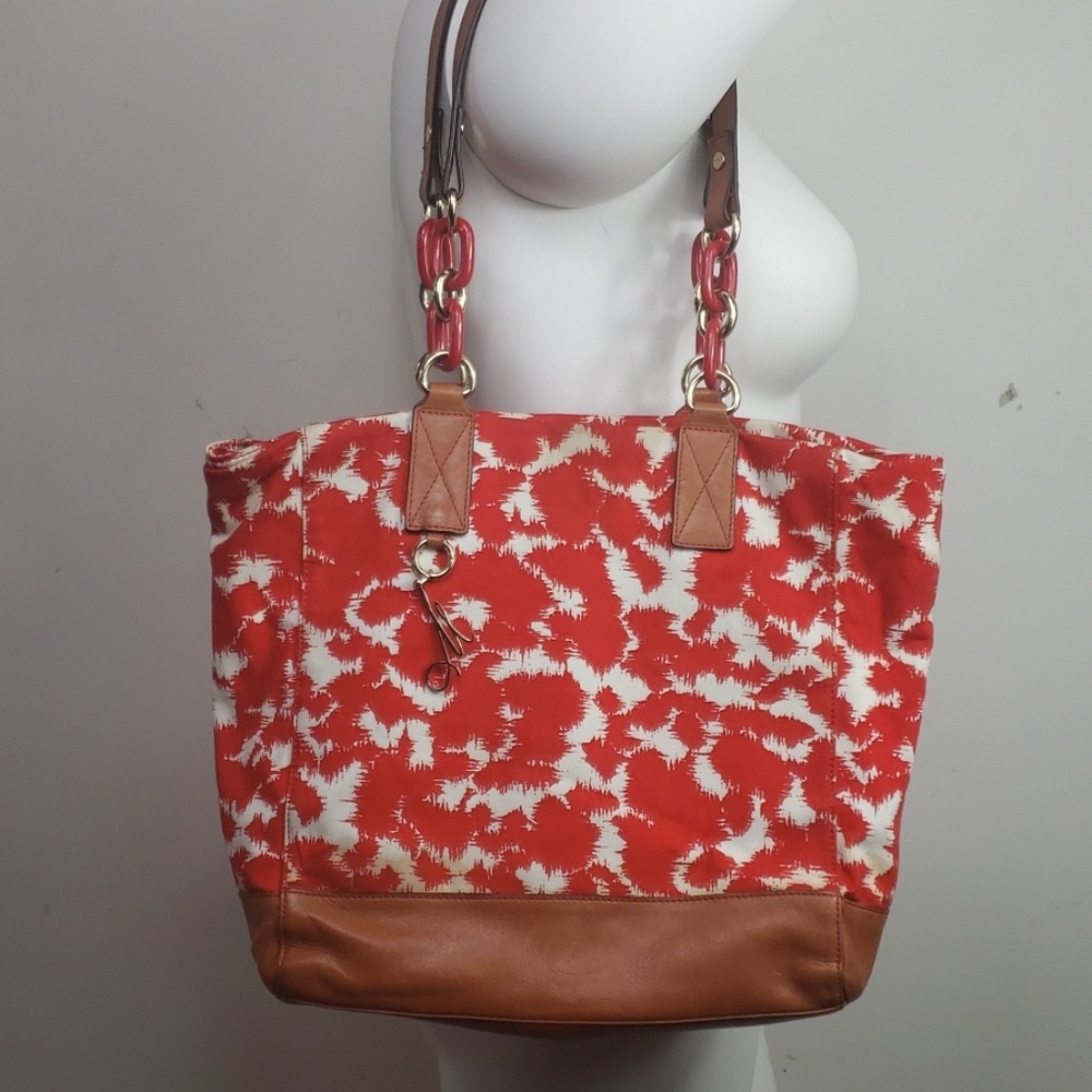 Shelly red/white canvas purse leather straps
